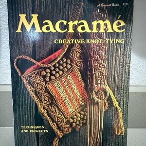 Macramé Creative Knot-Tying Book 1974 Sunset book